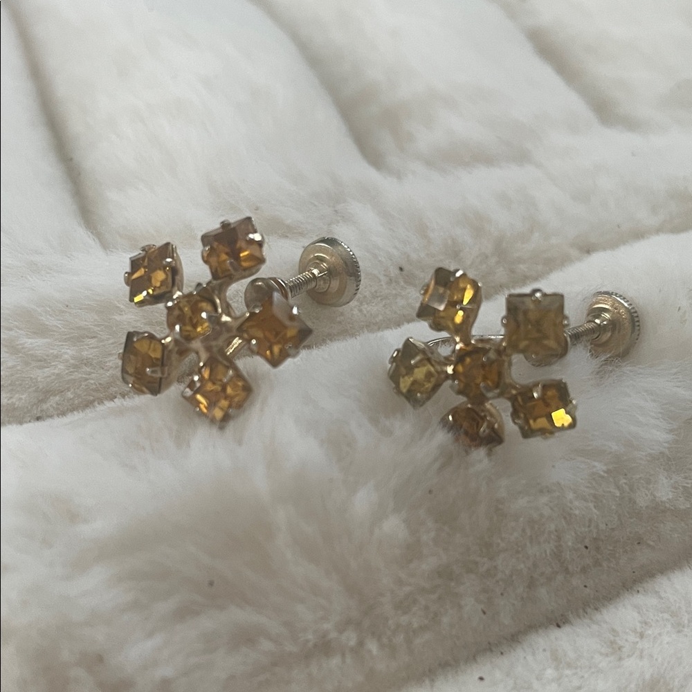 Gold and Yellow Gemstone speak Earrings Floral pattern